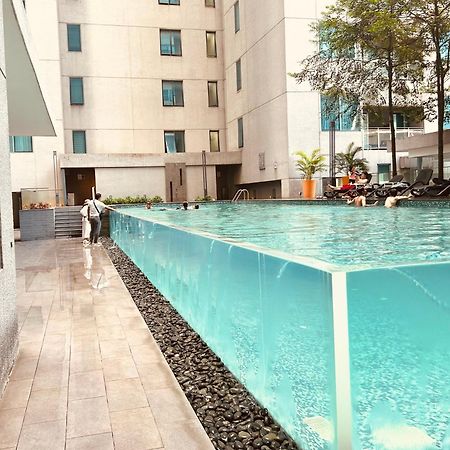 Summer Suites Klcc By Impexia Kuala Lumpur Esterno foto
