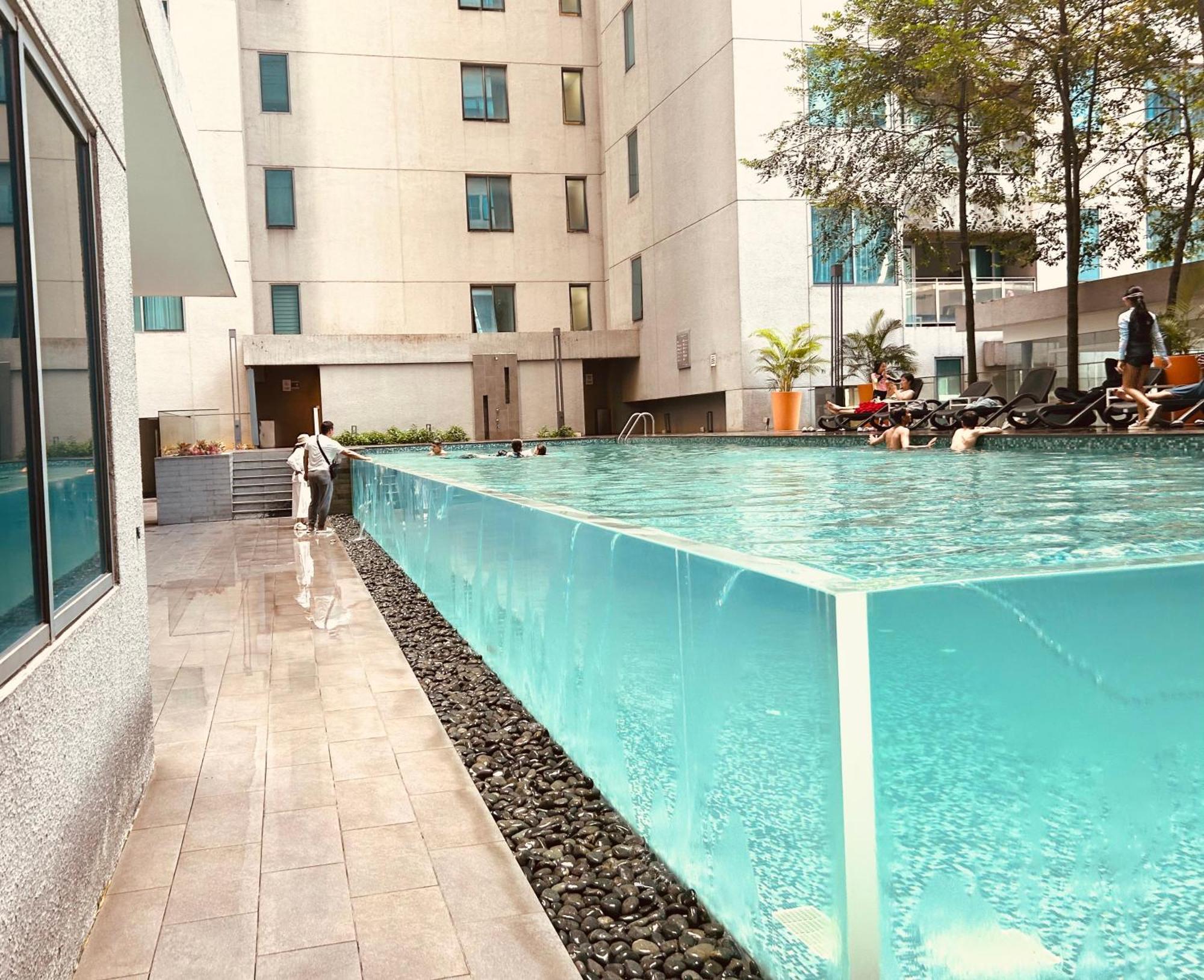 Summer Suites Klcc By Impexia Kuala Lumpur Esterno foto