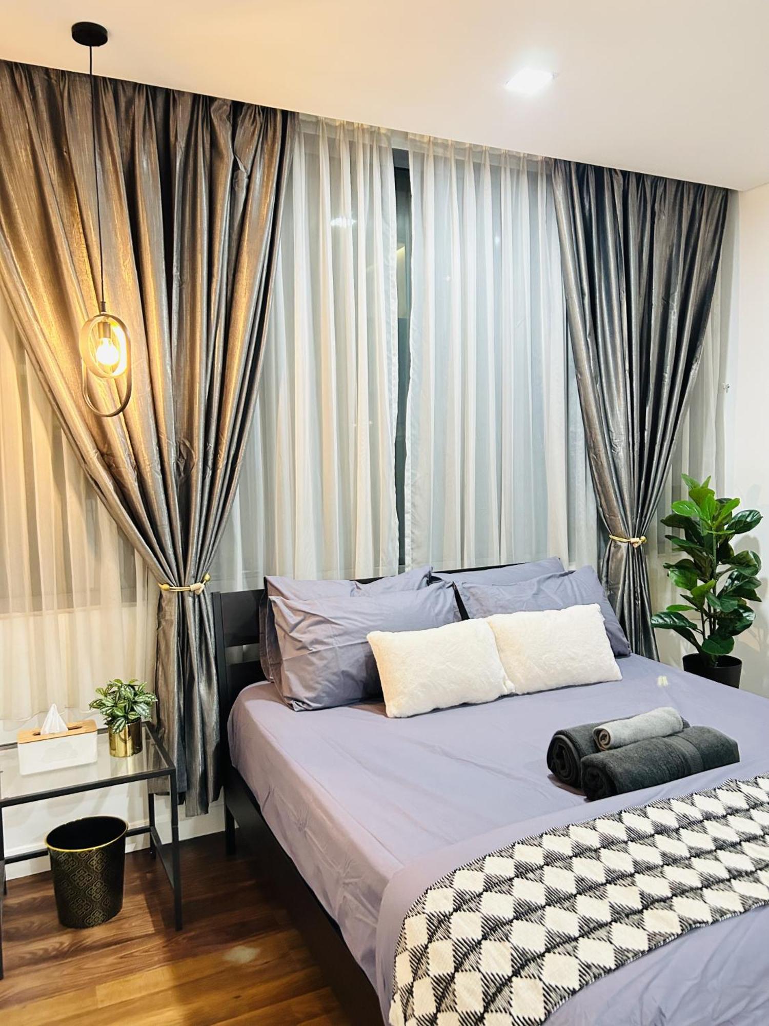 Summer Suites Klcc By Impexia Kuala Lumpur Esterno foto