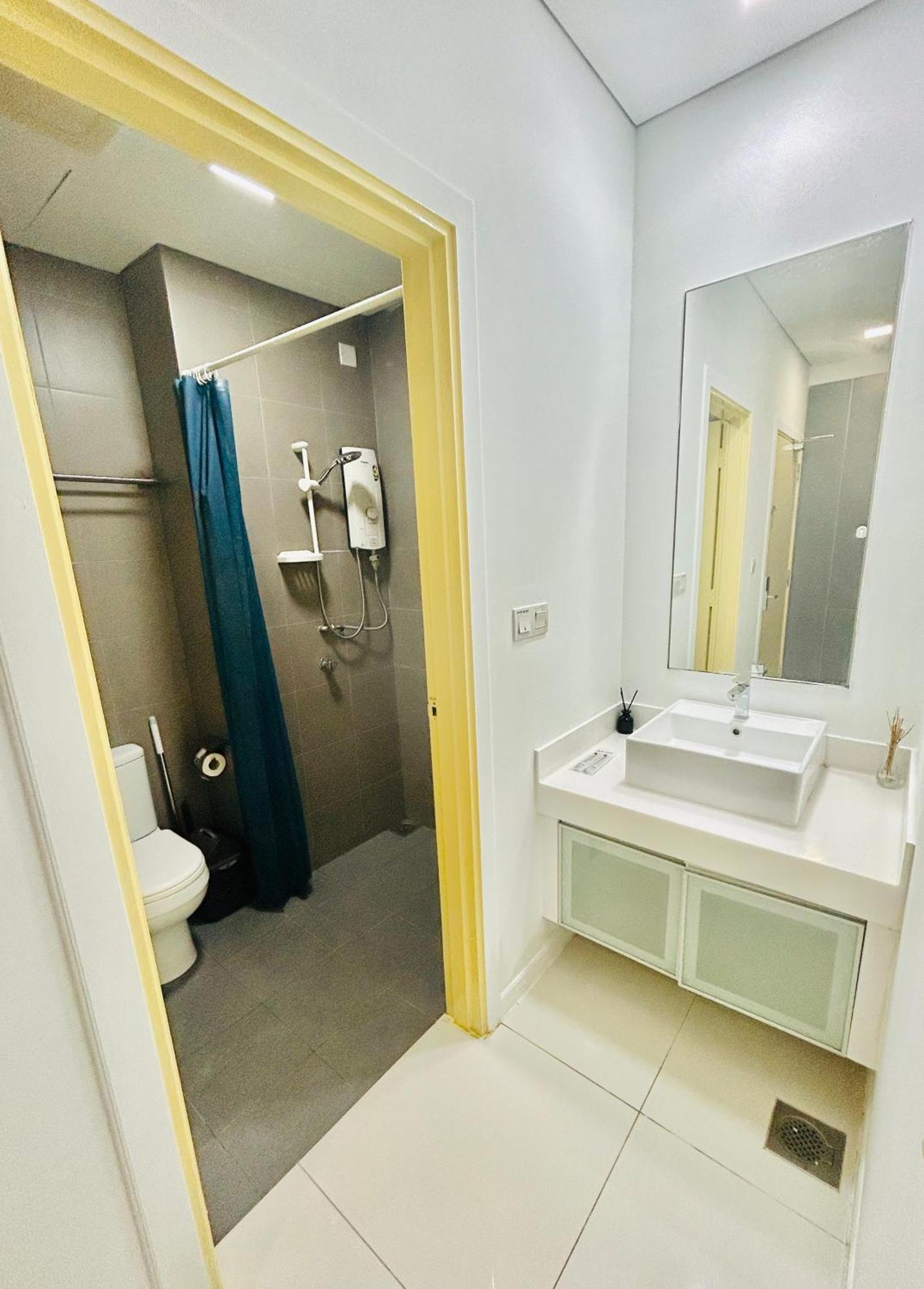 Summer Suites Klcc By Impexia Kuala Lumpur Esterno foto